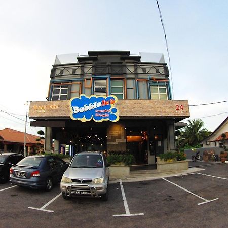 Tube Hotel Klebang Melaka Екстер'єр фото