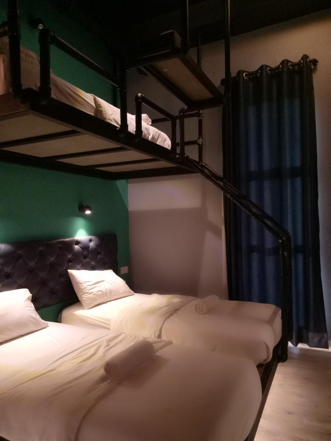Tube Hotel Klebang Melaka Екстер'єр фото