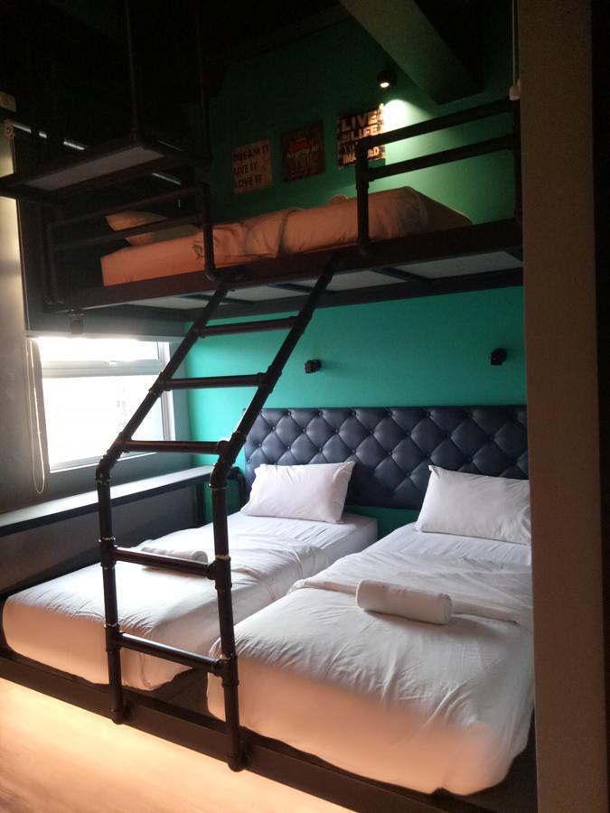 Tube Hotel Klebang Melaka Екстер'єр фото