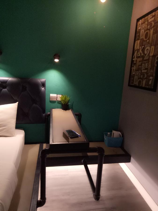 Tube Hotel Klebang Melaka Екстер'єр фото